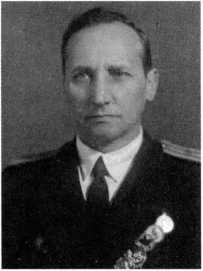 Адмиралы и генералы Военно-морского флота СССР: 1946-1960 _333.jpg