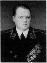 Адмиралы и генералы Военно-морского флота СССР: 1946-1960 _339.jpg