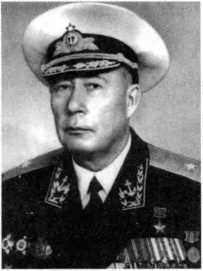 Адмиралы и генералы Военно-морского флота СССР: 1946-1960 _347.jpg