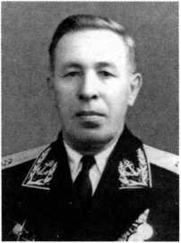 Адмиралы и генералы Военно-морского флота СССР: 1946-1960 _348.jpg