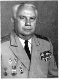 Адмиралы и генералы Военно-морского флота СССР: 1946-1960 _353.jpg
