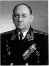 Адмиралы и генералы Военно-морского флота СССР: 1946-1960 _362.jpg