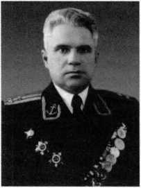 Адмиралы и генералы Военно-морского флота СССР: 1946-1960 _363.jpg