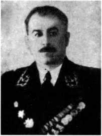 Адмиралы и генералы Военно-морского флота СССР: 1946-1960 _370.jpg