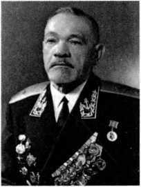 Адмиралы и генералы Военно-морского флота СССР: 1946-1960 _373.jpg