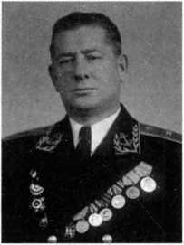 Адмиралы и генералы Военно-морского флота СССР: 1946-1960 _377.jpg