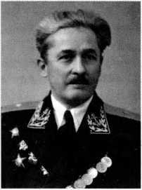 Адмиралы и генералы Военно-морского флота СССР: 1946-1960 _380.jpg