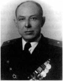 Адмиралы и генералы Военно-морского флота СССР: 1946-1960 _395.jpg
