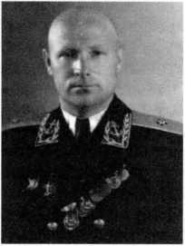 Адмиралы и генералы Военно-морского флота СССР: 1946-1960 _404.jpg