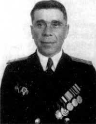 Адмиралы и генералы Военно-морского флота СССР: 1946-1960 _408.jpg