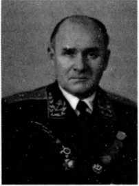 Адмиралы и генералы Военно-морского флота СССР: 1946-1960 _414.jpg