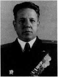 Адмиралы и генералы Военно-морского флота СССР: 1946-1960 _418.jpg
