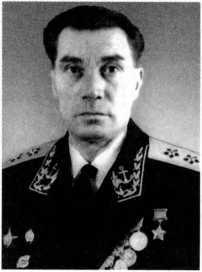 Адмиралы и генералы Военно-морского флота СССР: 1946-1960 _420.jpg