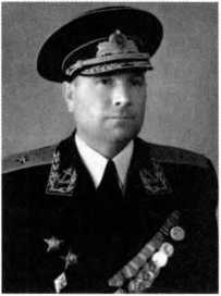 Адмиралы и генералы Военно-морского флота СССР: 1946-1960 _422.jpg