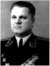 Адмиралы и генералы Военно-морского флота СССР: 1946-1960 _438.jpg