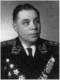 Адмиралы и генералы Военно-морского флота СССР: 1946-1960 _478.jpg