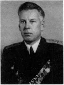 Адмиралы и генералы Военно-морского флота СССР: 1946-1960 _481.jpg