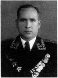 Адмиралы и генералы Военно-морского флота СССР: 1946-1960 _485.jpg