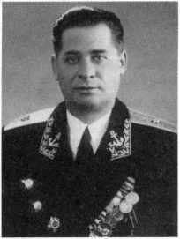 Адмиралы и генералы Военно-морского флота СССР: 1946-1960 _492.jpg
