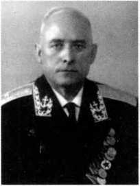 Адмиралы и генералы Военно-морского флота СССР: 1946-1960 _496.jpg