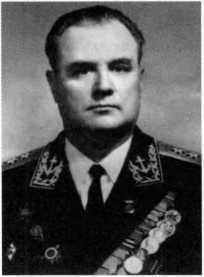 Адмиралы и генералы Военно-морского флота СССР: 1946-1960 _498.jpg