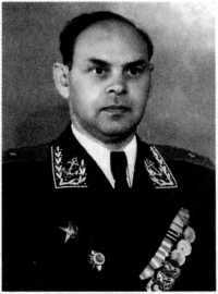 Адмиралы и генералы Военно-морского флота СССР: 1946-1960 _48.jpg