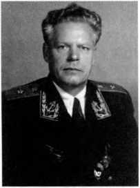 Адмиралы и генералы Военно-морского флота СССР: 1946-1960 _557.jpg