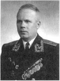 Адмиралы и генералы Военно-морского флота СССР: 1946-1960 _565.jpg