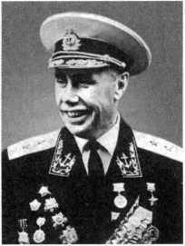 Адмиралы и генералы Военно-морского флота СССР: 1946-1960 _573.jpg