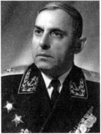 Адмиралы и генералы Военно-морского флота СССР: 1946-1960 _578.jpg
