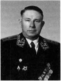 Адмиралы и генералы Военно-морского флота СССР: 1946-1960 _55.jpg