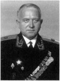 Адмиралы и генералы Военно-морского флота СССР: 1946-1960 _601.jpg