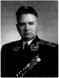 Адмиралы и генералы Военно-морского флота СССР: 1946-1960 _58.jpg