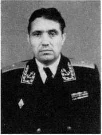 Адмиралы и генералы Военно-морского флота СССР: 1946-1960 _613.jpg