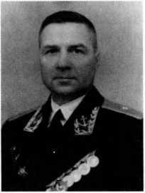 Адмиралы и генералы Военно-морского флота СССР: 1946-1960 _618.jpg