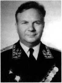 Адмиралы и генералы Военно-морского флота СССР: 1946-1960 _629.jpg