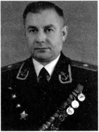Адмиралы и генералы Военно-морского флота СССР: 1946-1960 _67.jpg