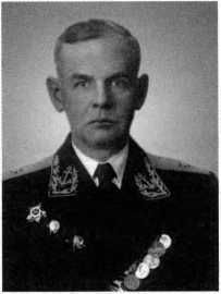 Адмиралы и генералы Военно-морского флота СССР: 1946-1960 _69.jpg