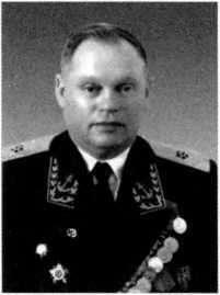 Адмиралы и генералы Военно-морского флота СССР: 1946-1960 _77.jpg