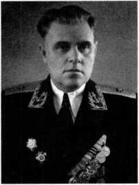 Адмиралы и генералы Военно-морского флота СССР: 1946-1960 _78.jpg