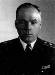 Адмиралы и генералы Военно-морского флота СССР: 1946-1960 _117.jpg