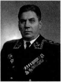 Адмиралы и генералы Военно-морского флота СССР: 1946-1960 _124.jpg
