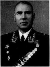 Адмиралы и генералы Военно-морского флота СССР: 1946-1960 _127.jpg