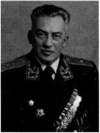 Адмиралы и генералы Военно-морского флота СССР: 1946-1960 _151.jpg