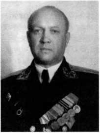 Адмиралы и генералы Военно-морского флота СССР: 1946-1960 _155.jpg