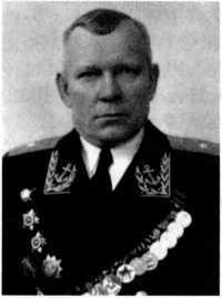 Адмиралы и генералы Военно-морского флота СССР: 1946-1960 _156.jpg