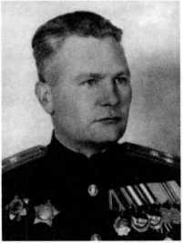 Адмиралы и генералы Военно-морского флота СССР: 1946-1960 _172.jpg