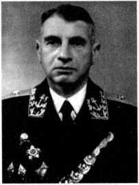 Адмиралы и генералы Военно-морского флота СССР: 1946-1960 _180.jpg