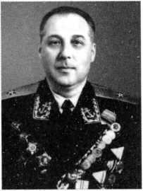 Адмиралы и генералы Военно-морского флота СССР: 1946-1960 _181.jpg