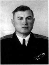Адмиралы и генералы Военно-морского флота СССР: 1946-1960 _183.jpg